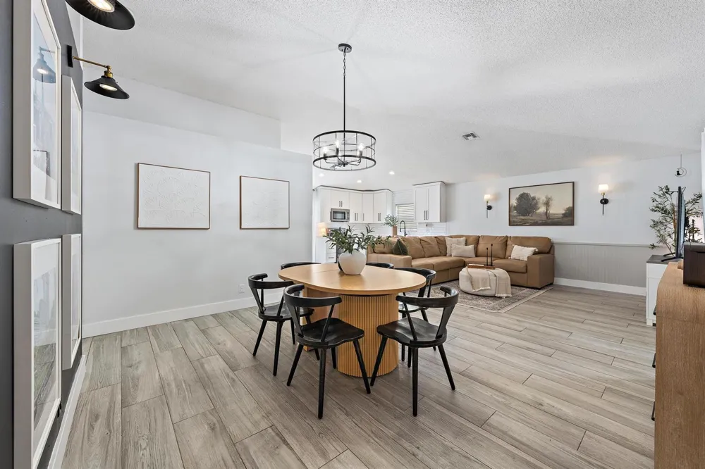 5483 Club Circle Haverhill, FL 33415