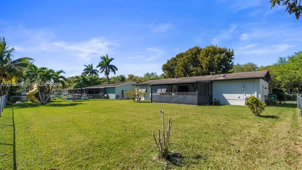 18225 SW 94th Ave Palmetto Bay, FL 33157