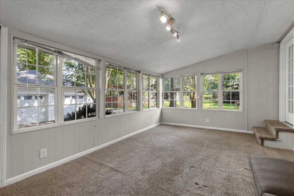 709 James Avenue Chattanooga, TN 37421