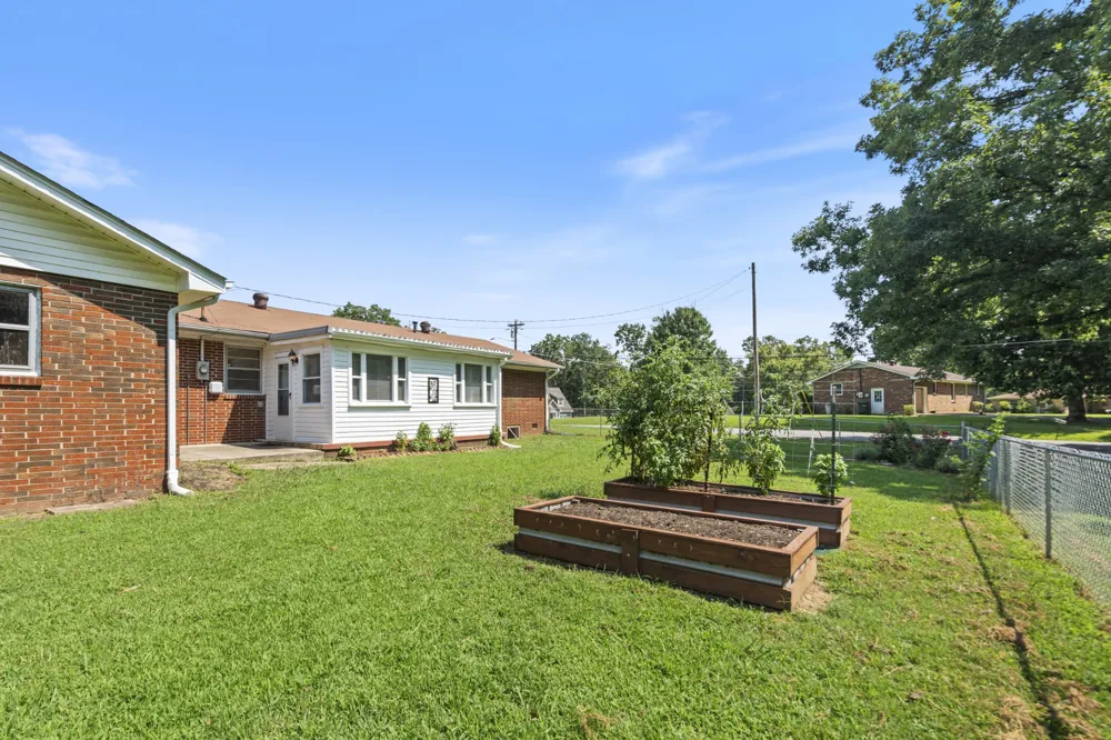 130 Payne Springs Rd Dickson, TN 37055