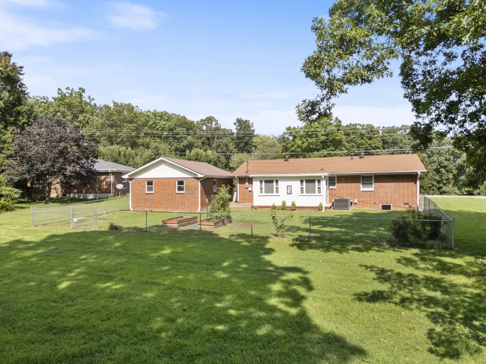 130 Payne Springs Rd Dickson, TN 37055