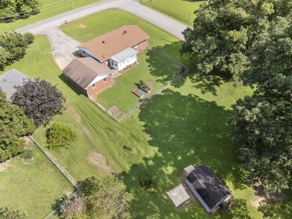 130 Payne Springs Rd Dickson, TN 37055