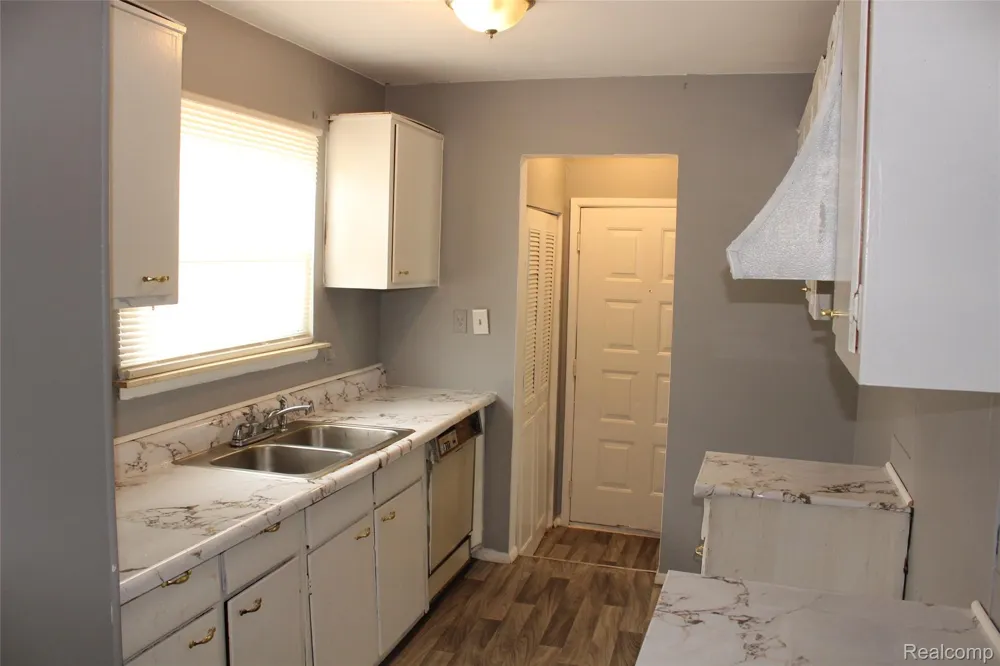 2080 Flamingo Drive Mt Morris Township, MI 48458