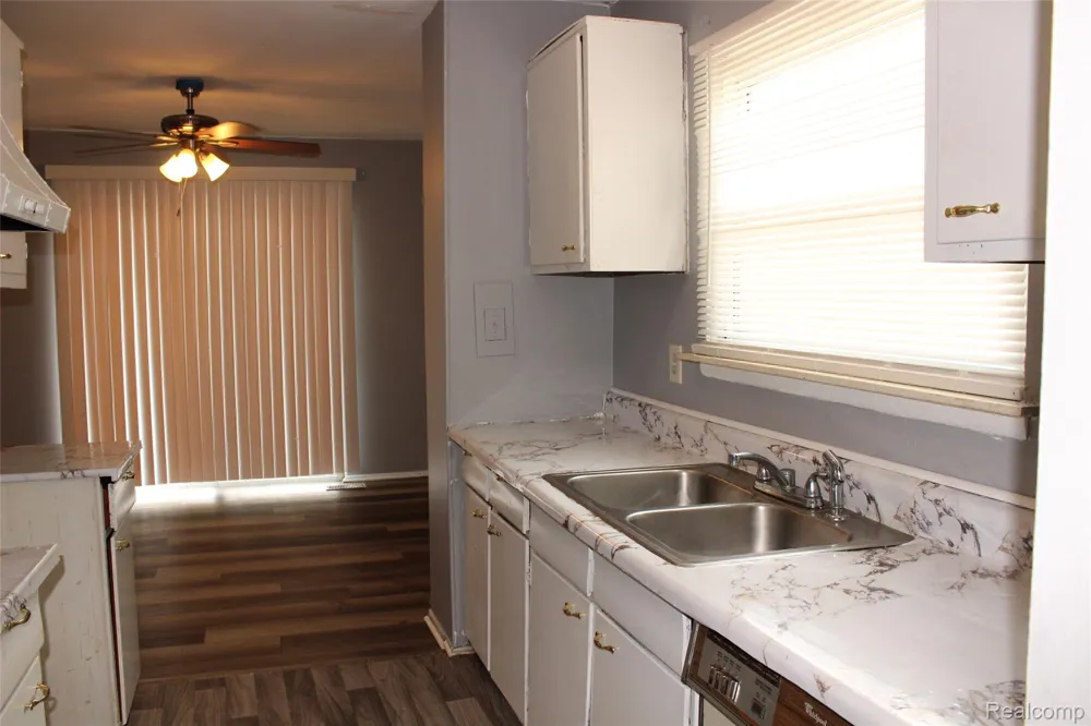 2080 Flamingo Drive Mt Morris Township, MI 48458