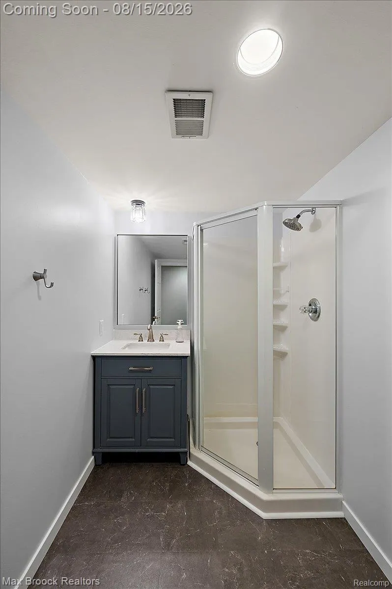 24435 Nantucket Drive Novi City, MI 48374