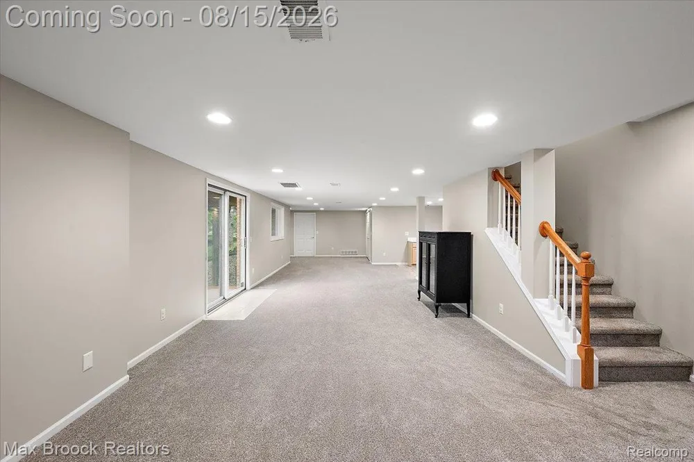 24435 Nantucket Drive Novi City, MI 48374