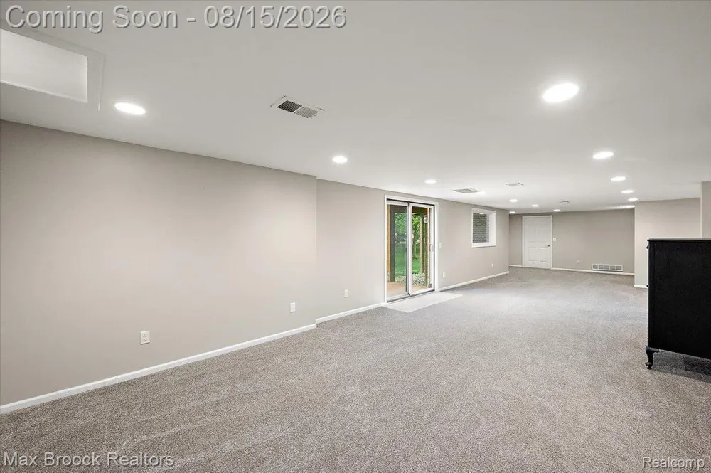 24435 Nantucket Drive Novi City, MI 48374