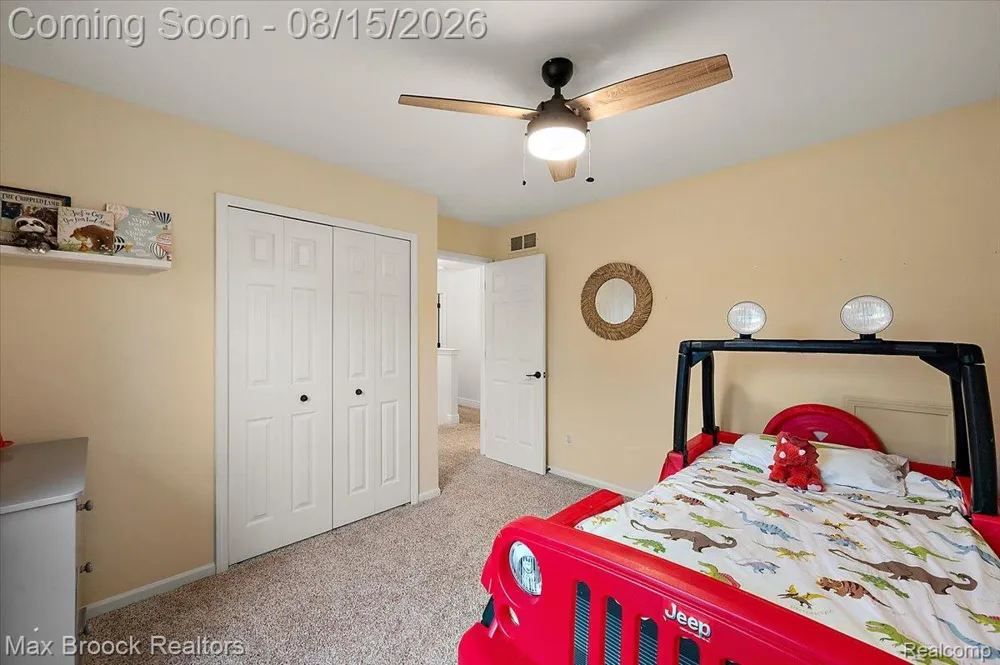 24435 Nantucket Drive Novi City, MI 48374