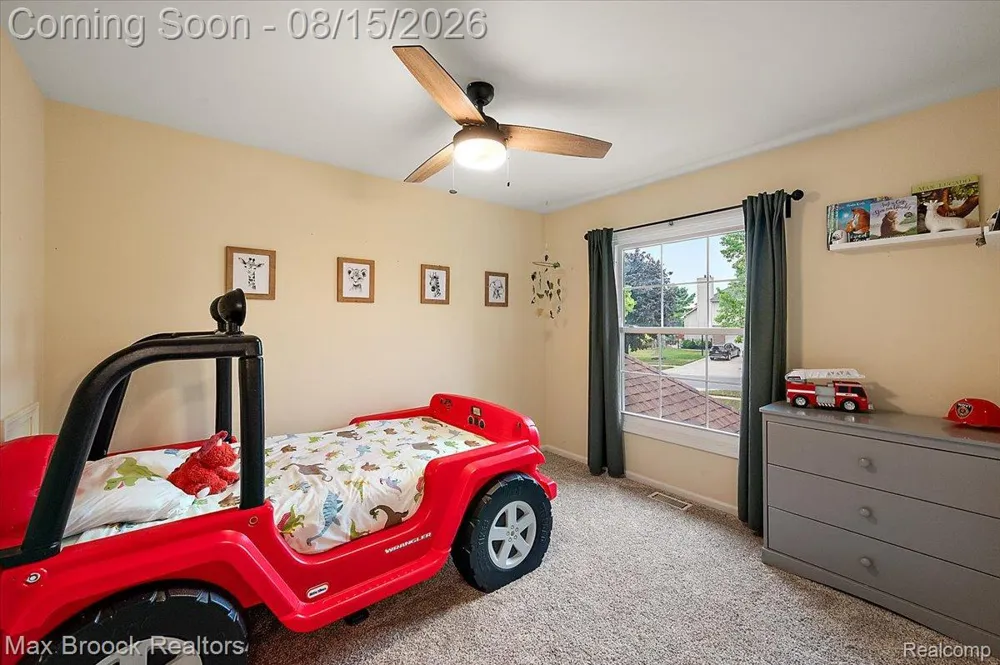 24435 Nantucket Drive Novi City, MI 48374