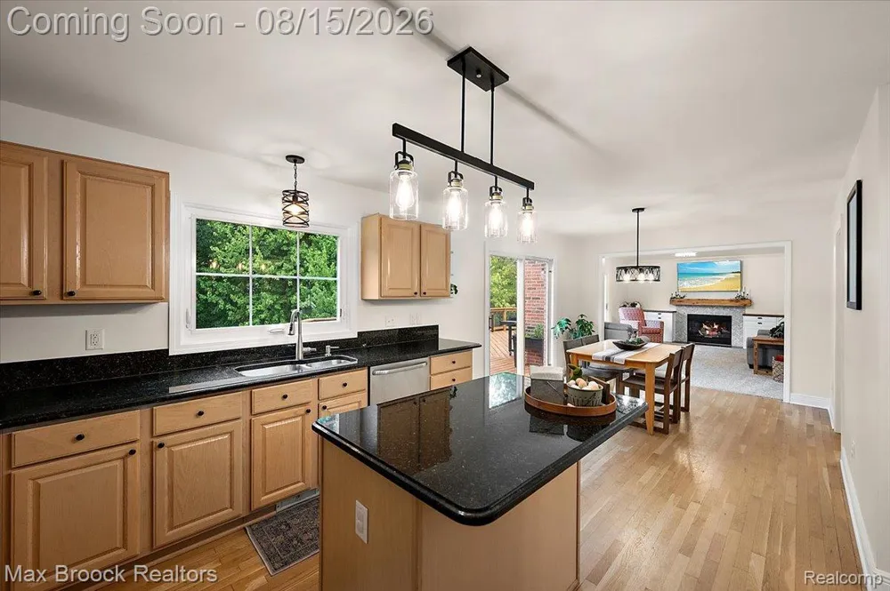 24435 Nantucket Drive Novi City, MI 48374