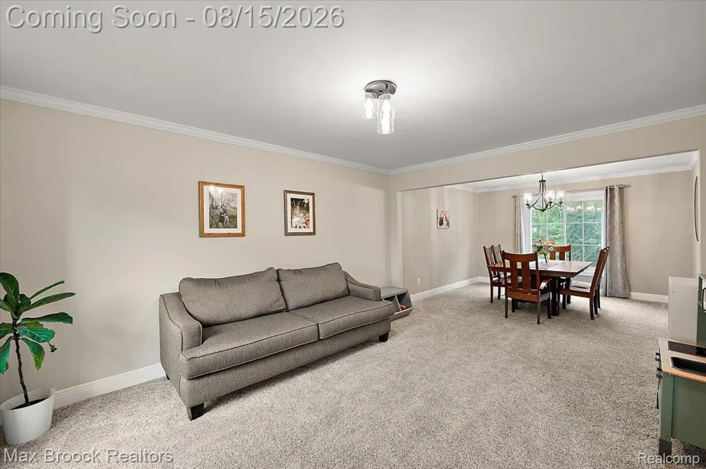 24435 Nantucket Drive Novi City, MI 48374