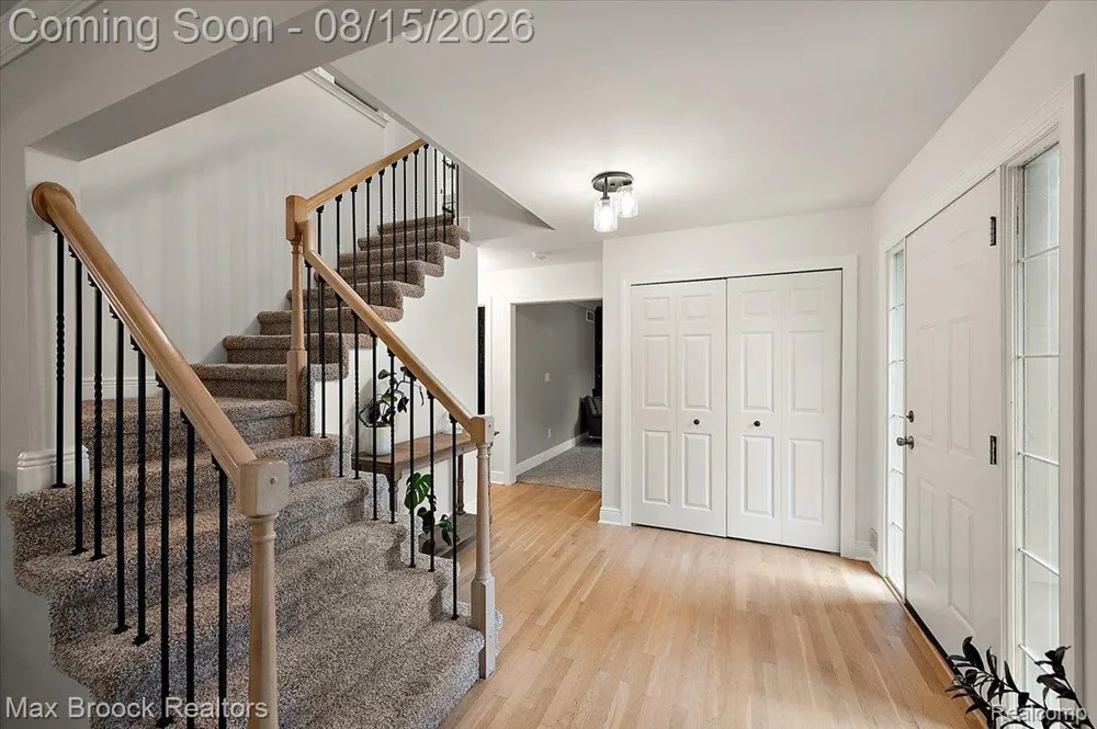24435 Nantucket Drive Novi City, MI 48374