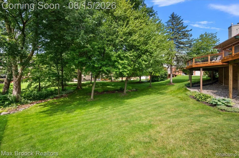 24435 Nantucket Drive Novi City, MI 48374