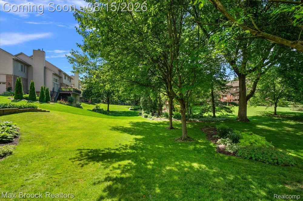 24435 Nantucket Drive Novi City, MI 48374
