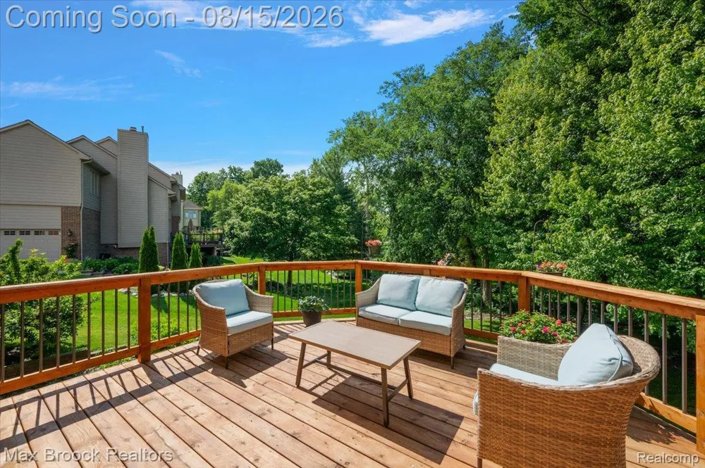 24435 Nantucket Drive Novi City, MI 48374