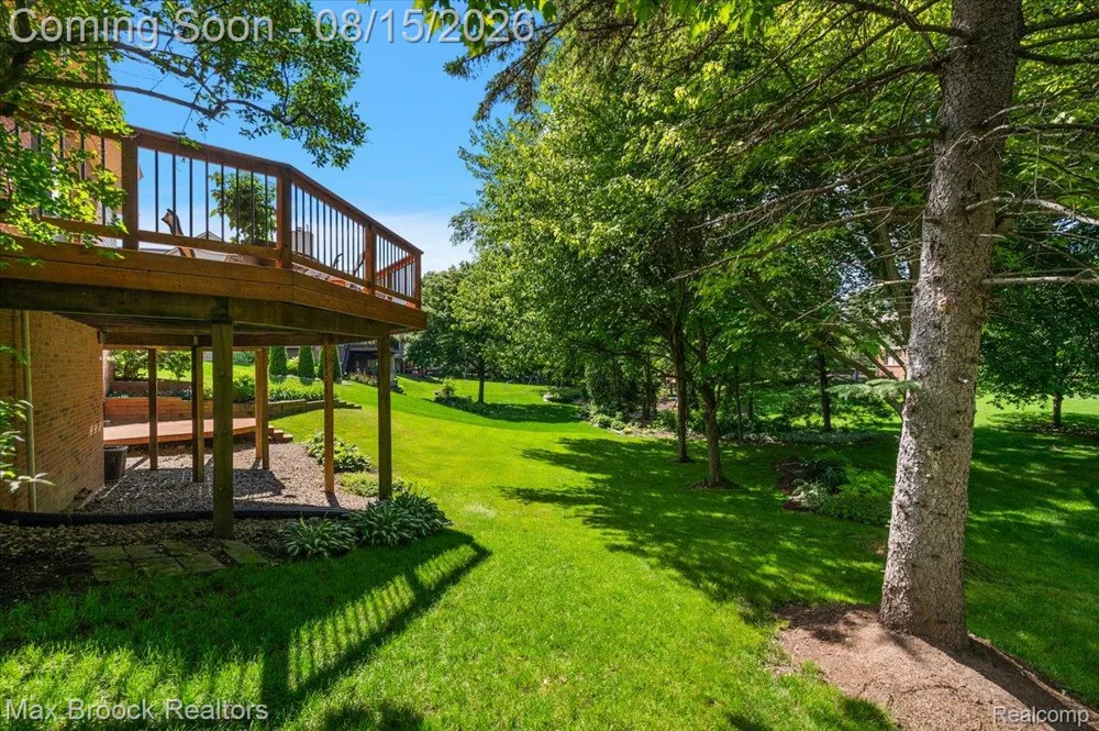 24435 Nantucket Drive Novi City, MI 48374
