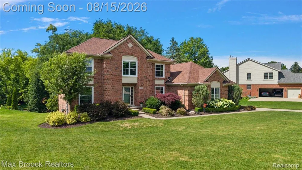 24435 Nantucket Drive Novi City, MI 48374