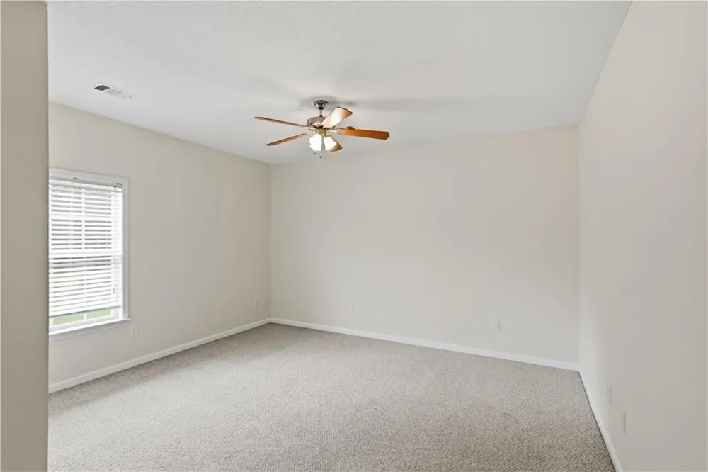 132 Hidden Creek Circle Lizella, GA 31052