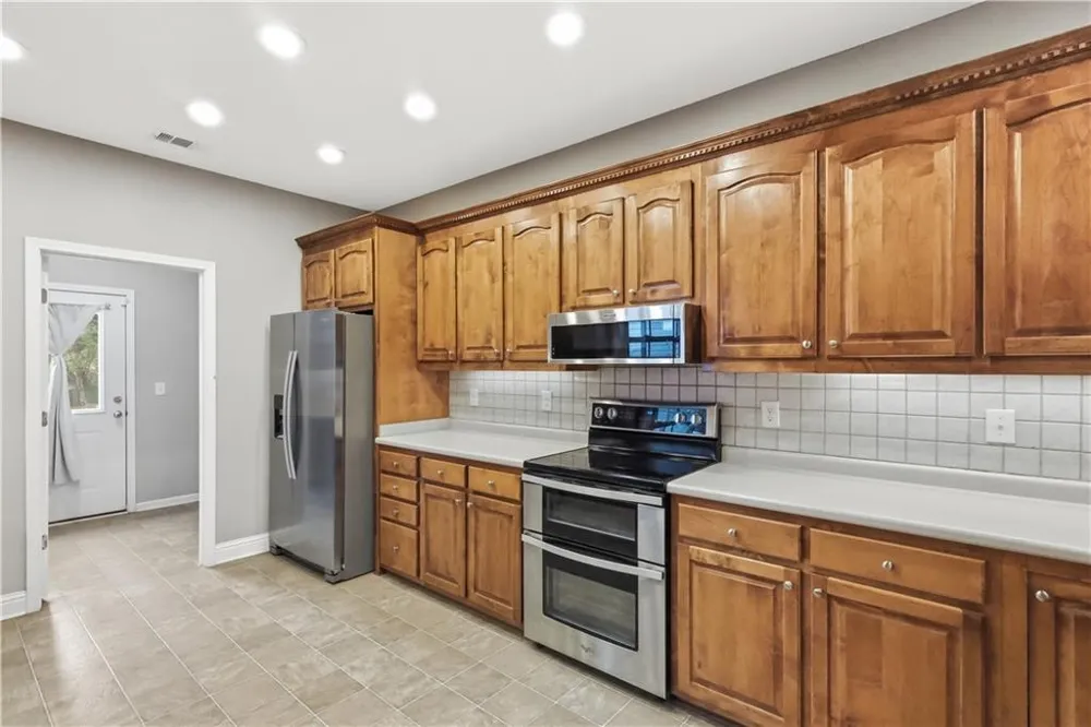 132 Hidden Creek Circle Lizella, GA 31052