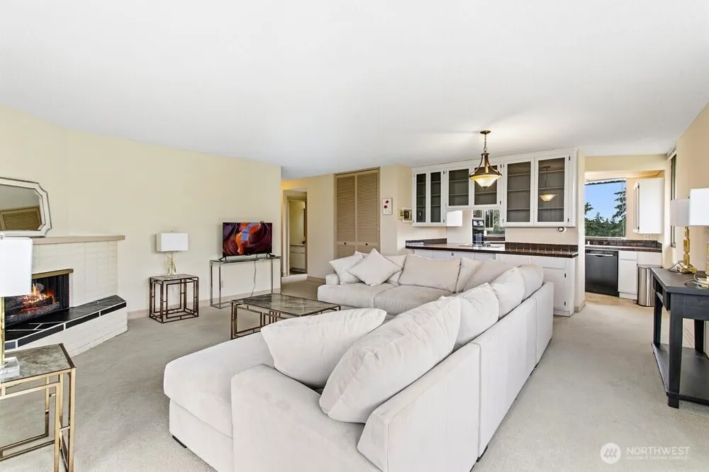 1910 Evergreen Park Drive SW #701 Olympia, WA 98502
