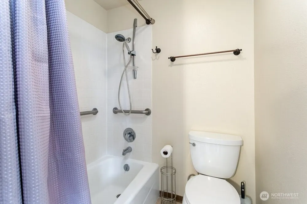 1910 Evergreen Park Drive SW #701 Olympia, WA 98502