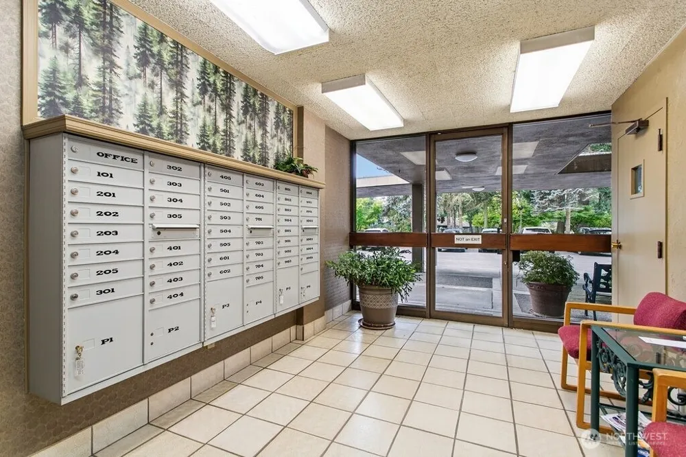 1910 Evergreen Park Drive SW #701 Olympia, WA 98502