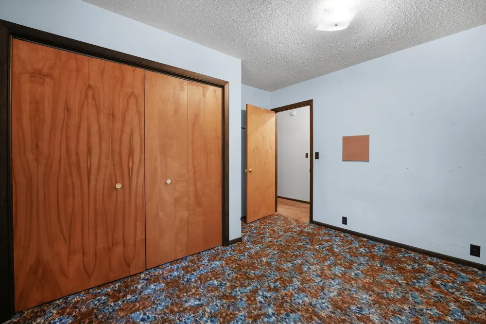 21 High Lake Road East Bay Township, MI 49696