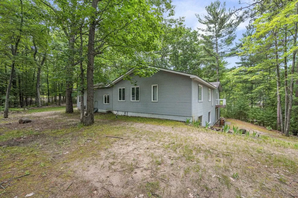 21 High Lake Road East Bay Township, MI 49696