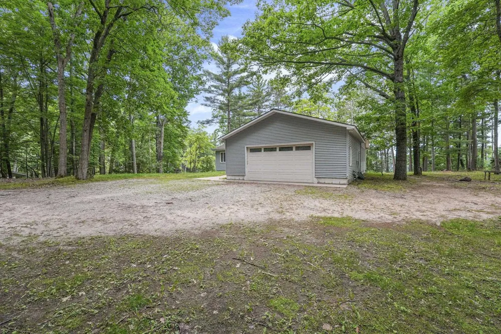 21 High Lake Road East Bay Township, MI 49696