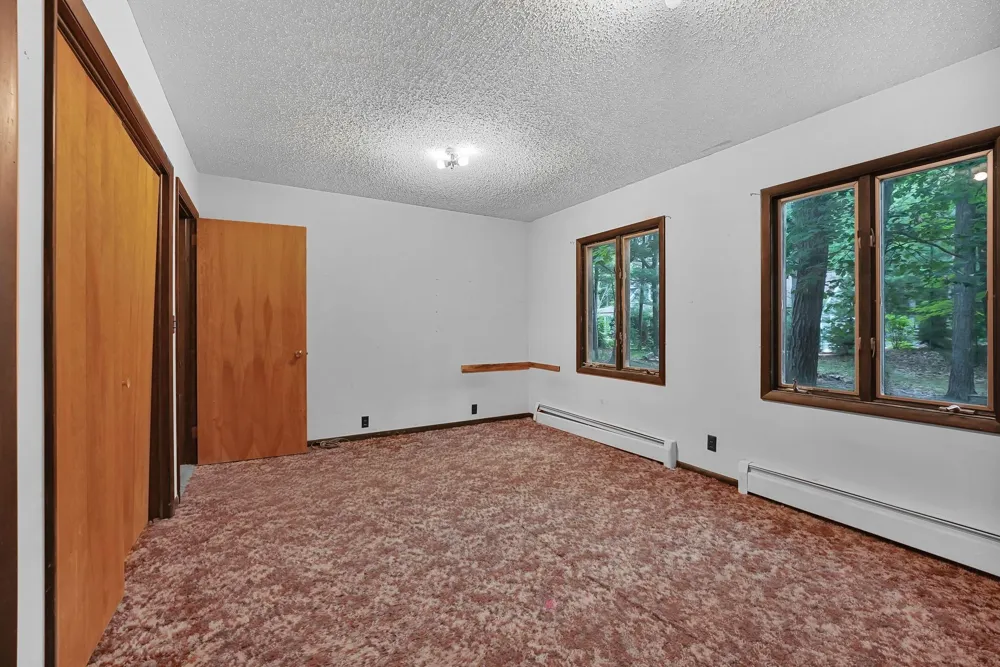 21 High Lake Road East Bay Township, MI 49696