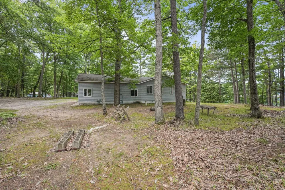 21 High Lake Road East Bay Township, MI 49696