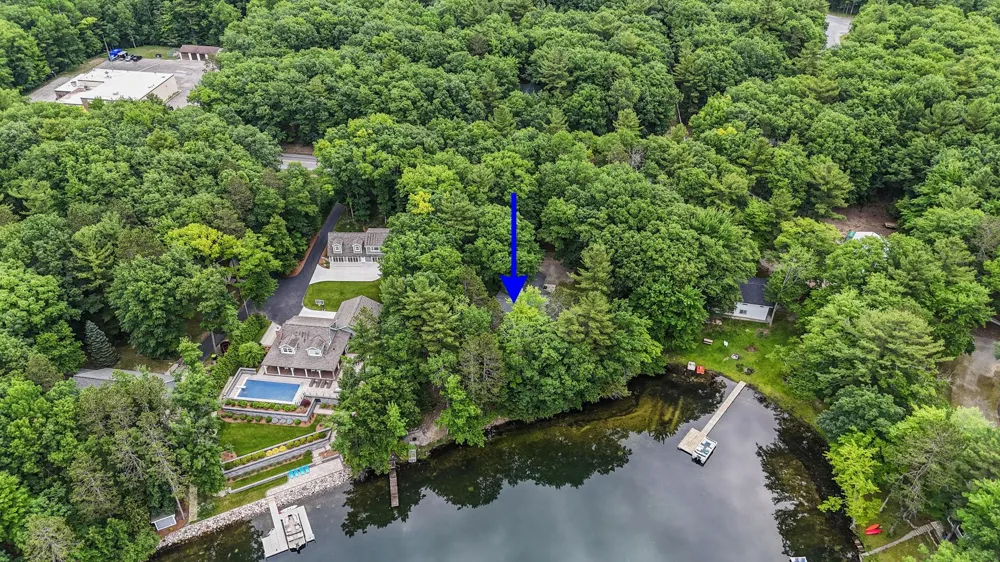21 High Lake Road East Bay Township, MI 49696