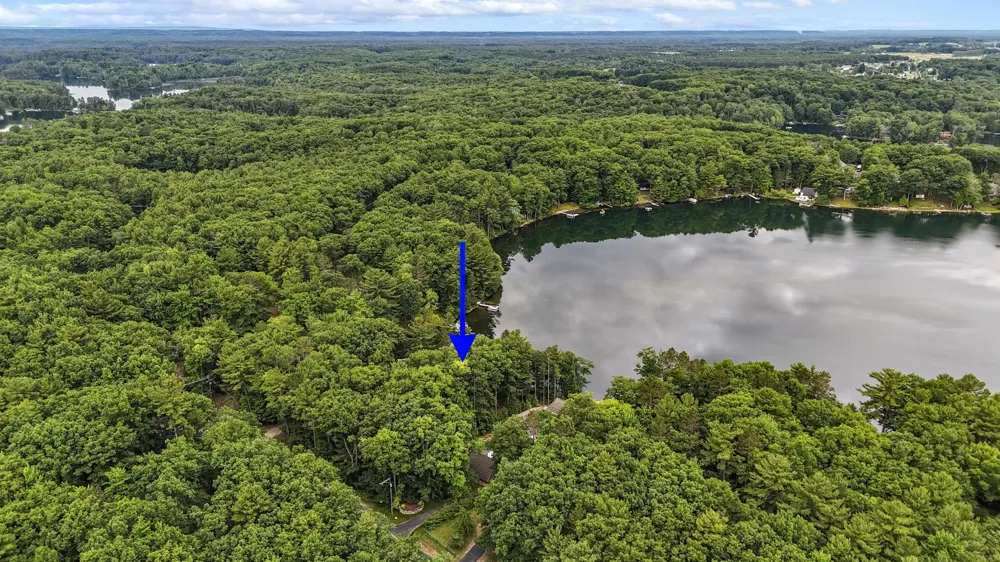 21 High Lake Road East Bay Township, MI 49696