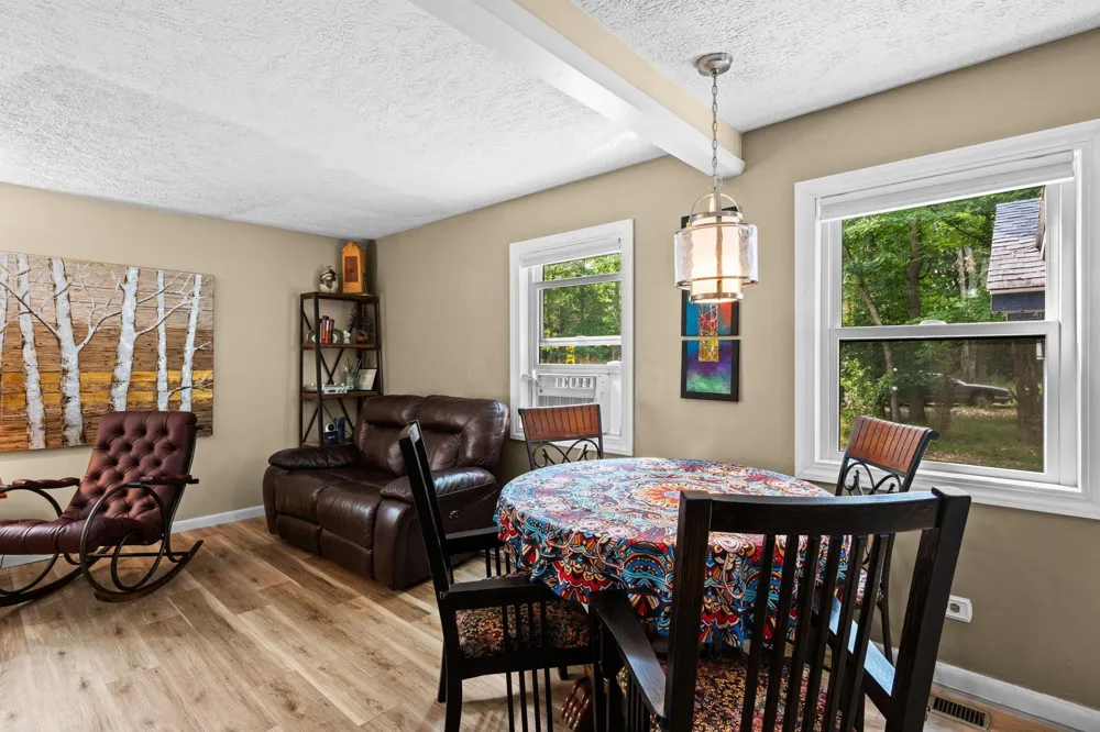 5274 Karlin Road Green Lake Township, MI 49643