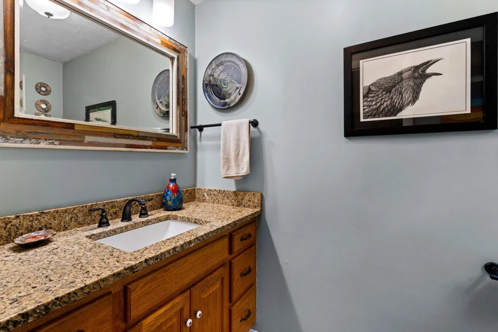 5274 Karlin Road Green Lake Township, MI 49643