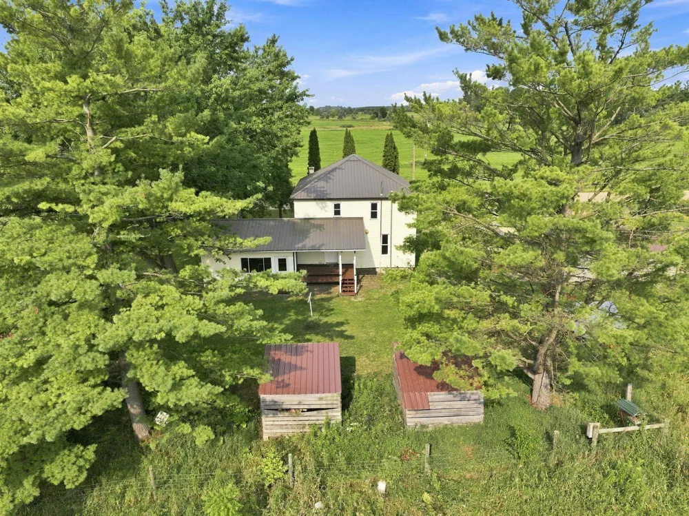 17046 90th Avenue Evart Township, MI 49631