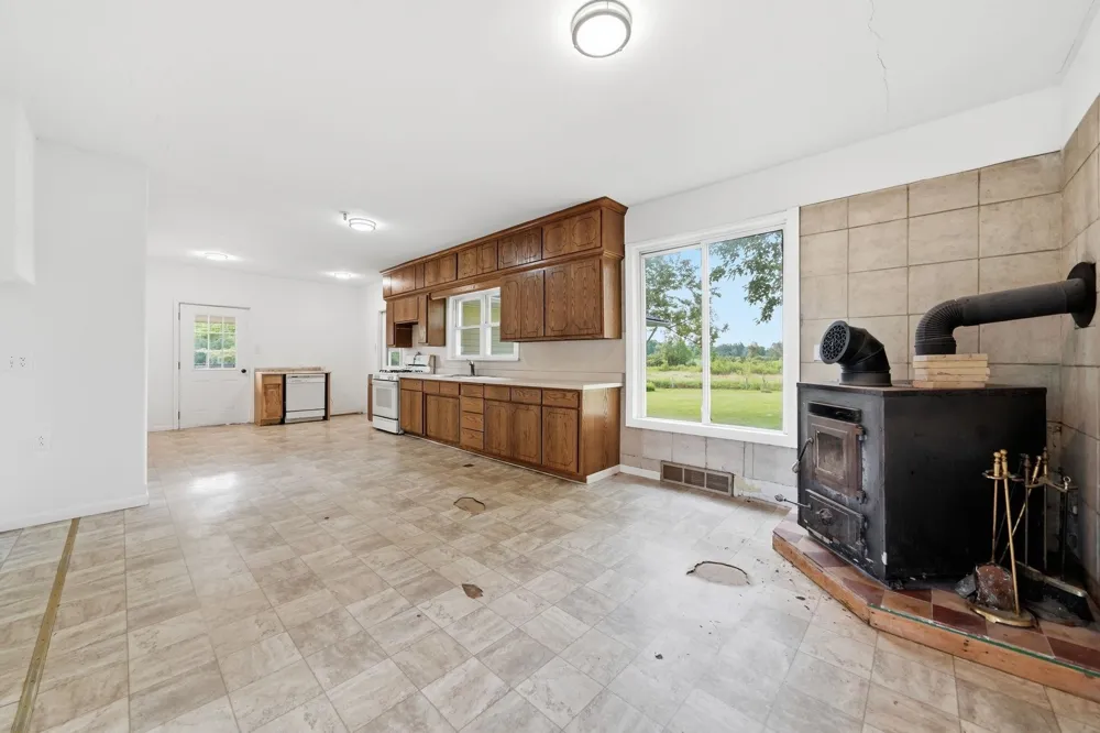 17046 90th Avenue Evart Township, MI 49631
