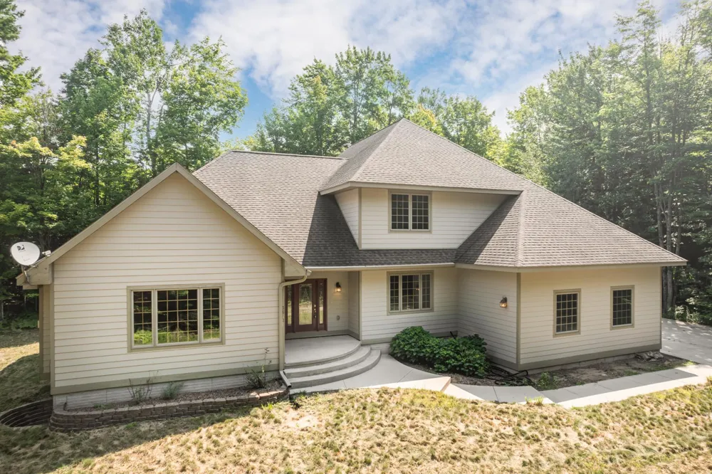 3672 Dock Road Acme Township, MI 49690