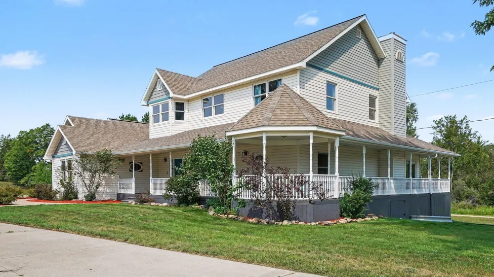 2682 E Haskell Lake Road Frost Township, MI 48625