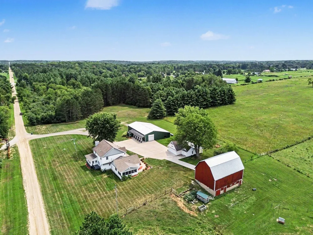 2682 E Haskell Lake Road Frost Township, MI 48625