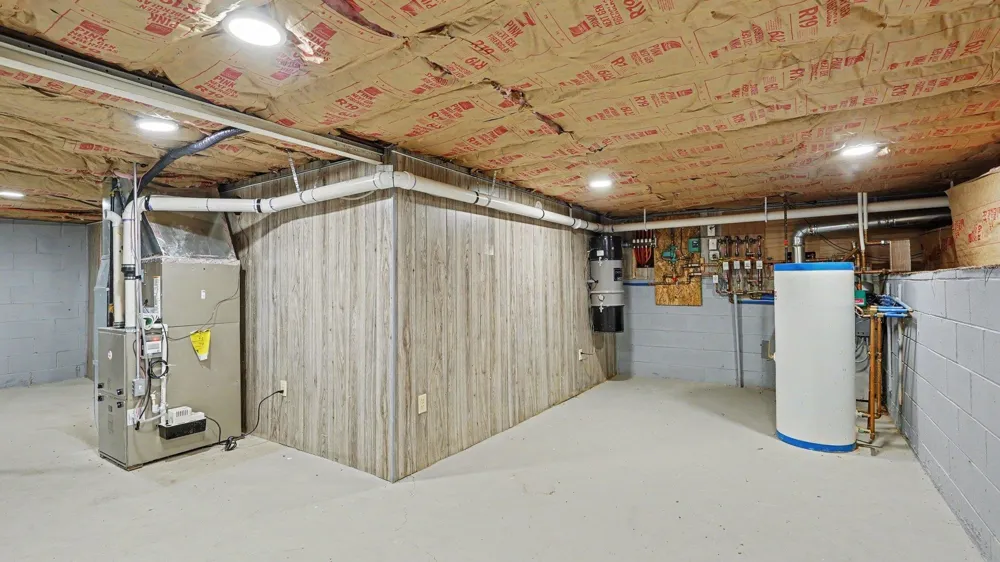 2682 E Haskell Lake Road Frost Township, MI 48625