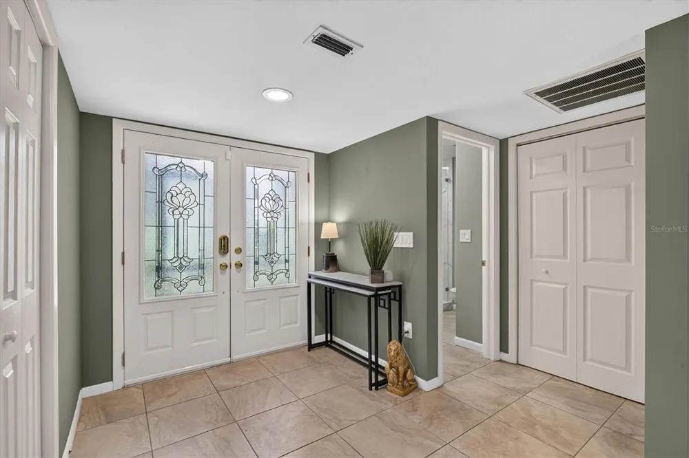 2631 ROYAL LIVERPOOL DRIVE Tarpon Springs, FL 34688