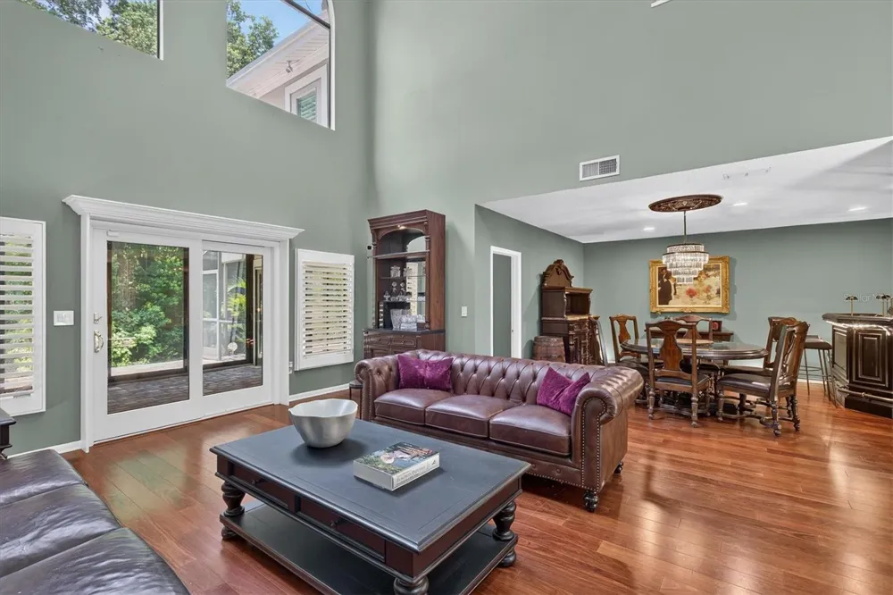 2631 ROYAL LIVERPOOL DRIVE Tarpon Springs, FL 34688