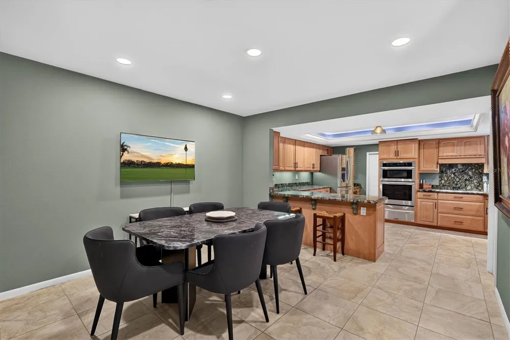 2631 ROYAL LIVERPOOL DRIVE Tarpon Springs, FL 34688