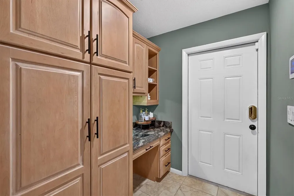 2631 ROYAL LIVERPOOL DRIVE Tarpon Springs, FL 34688