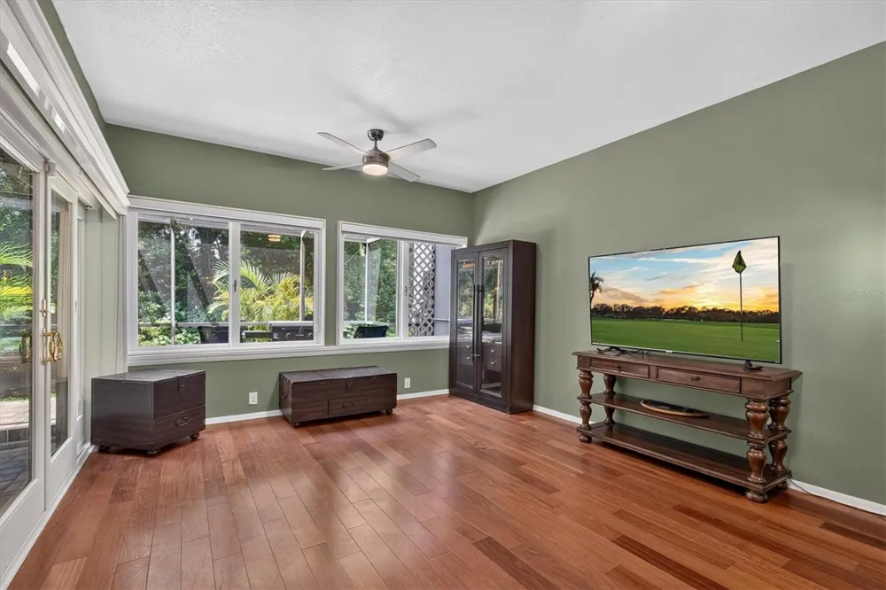 2631 ROYAL LIVERPOOL DRIVE Tarpon Springs, FL 34688