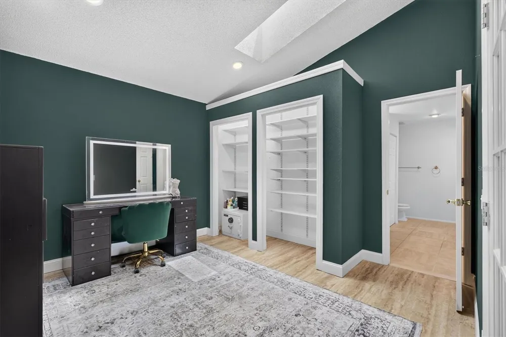 2631 ROYAL LIVERPOOL DRIVE Tarpon Springs, FL 34688