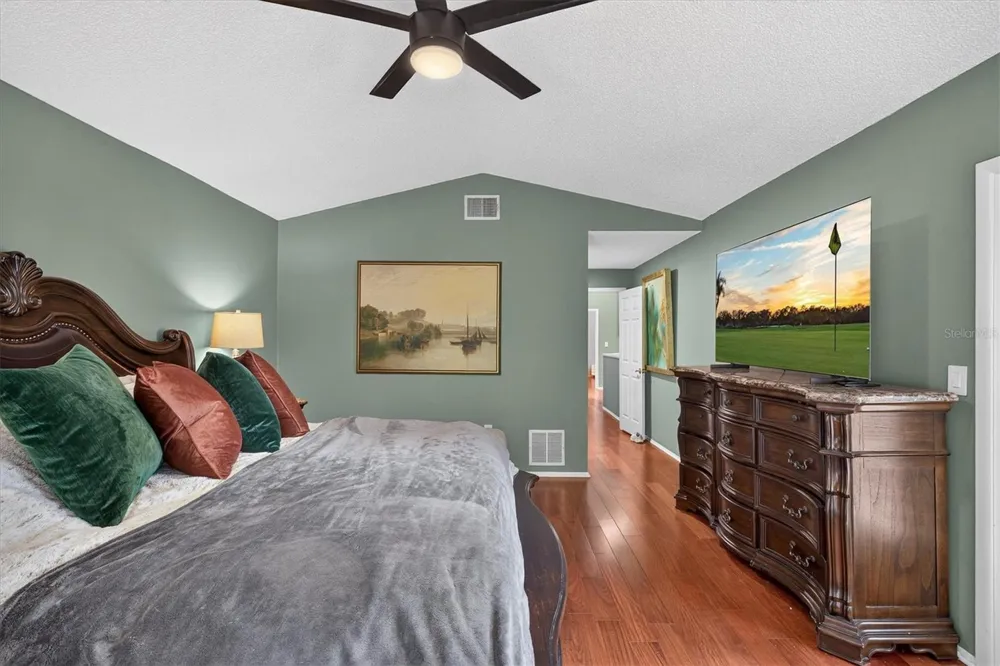 2631 ROYAL LIVERPOOL DRIVE Tarpon Springs, FL 34688