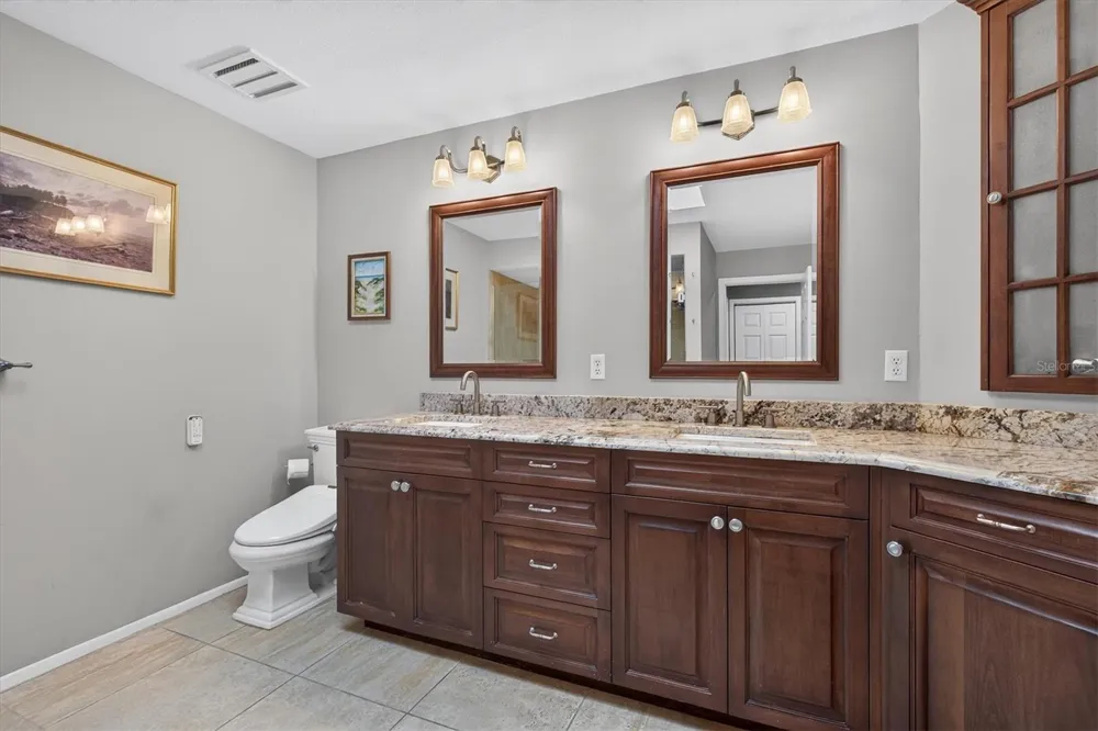 2631 ROYAL LIVERPOOL DRIVE Tarpon Springs, FL 34688