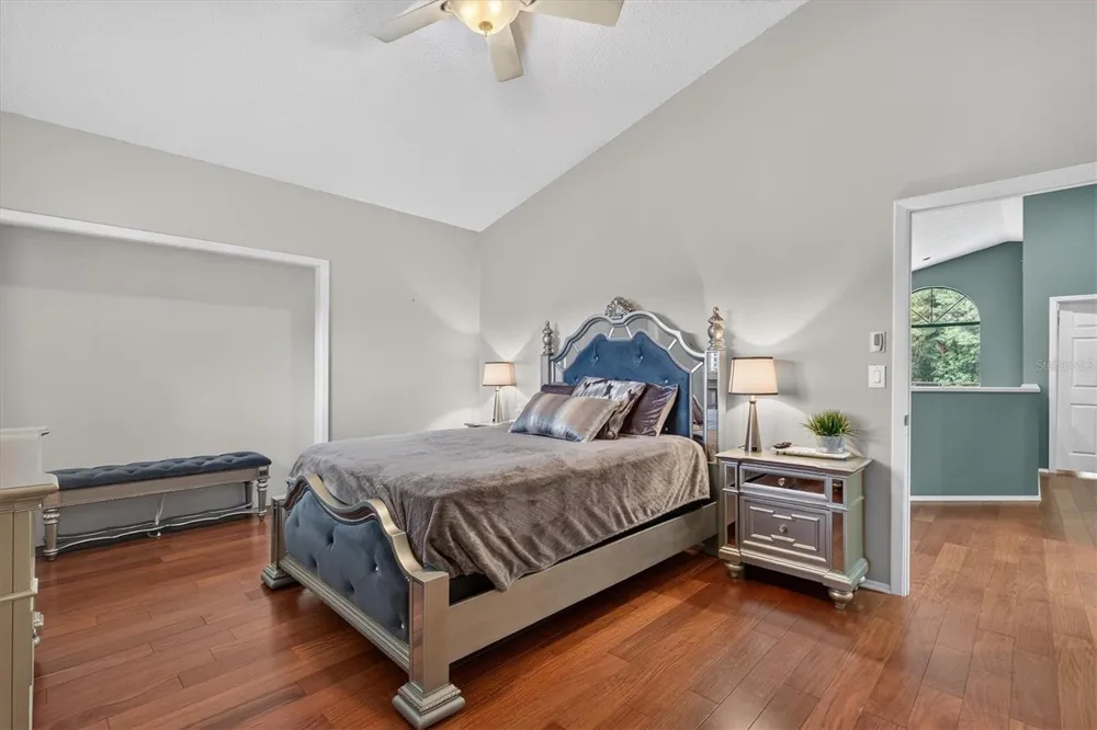 2631 ROYAL LIVERPOOL DRIVE Tarpon Springs, FL 34688